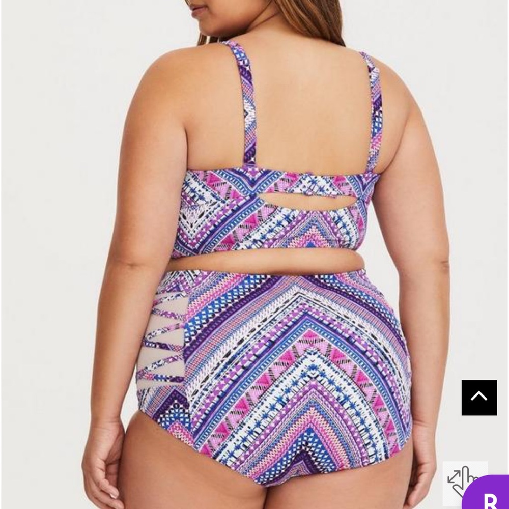 Torrid Underwire Push-Up Strapless Bikini Top & Swim Bottom - Picture 2 of 4